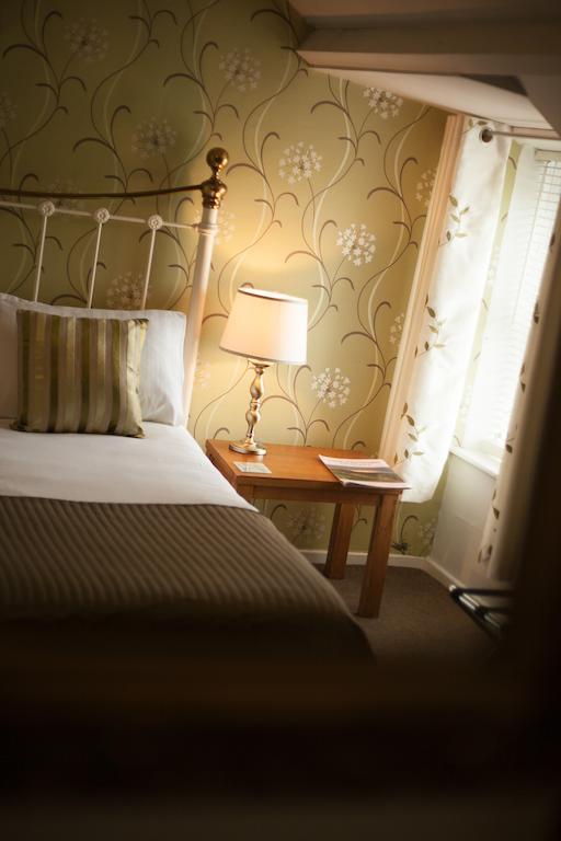 Hollybush Inn Greenhaugh Szoba fotó