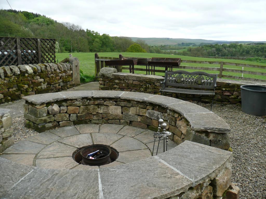 Hollybush Inn Greenhaugh Kültér fotó